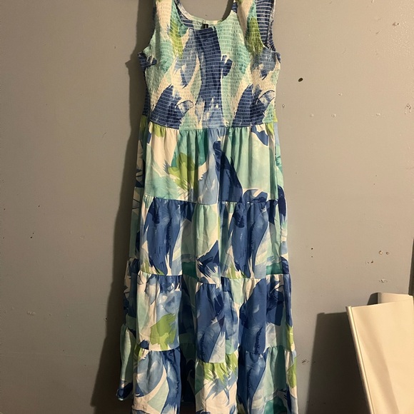 Vibrant Tropical Leaf Print Dress Smocked /Blue and Green/ 💙💚 - Picture 2 of 5